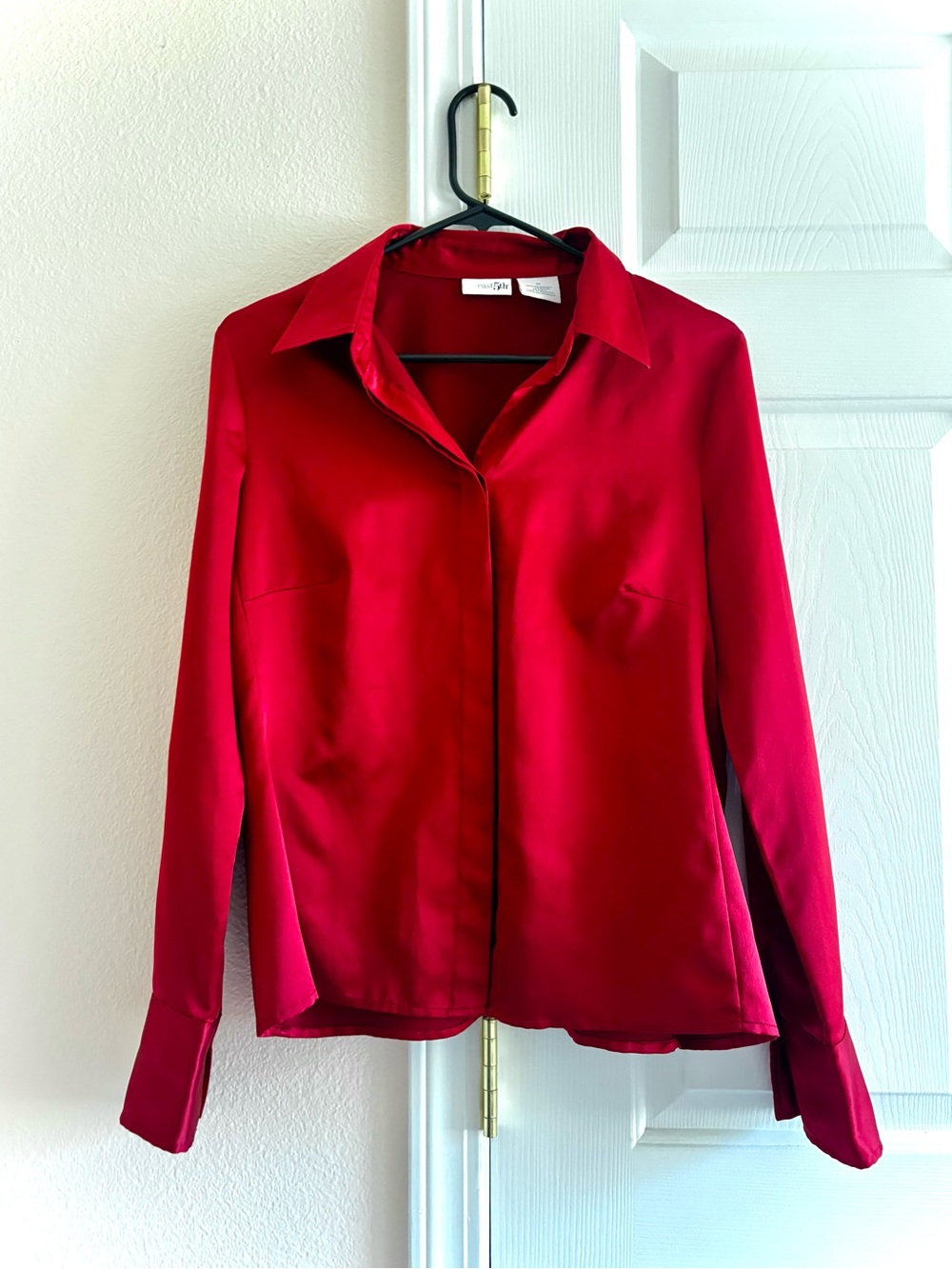 East 5th Red Satin Long Sleeve Button Down Blouse Size 10(M)